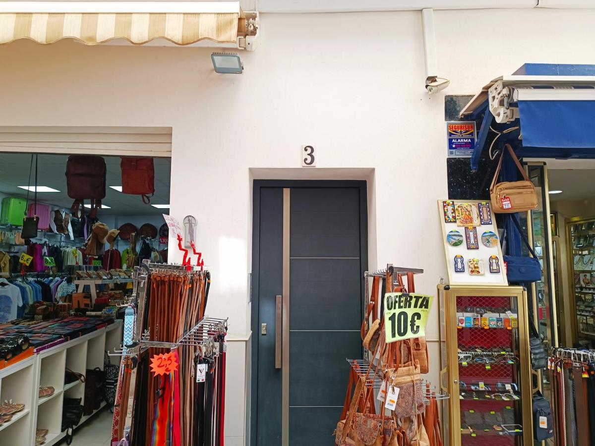 Baj - Apartamentos En Playa Bajondillo, ตอร์เรโมลิโนส ภายนอก รูปภาพ