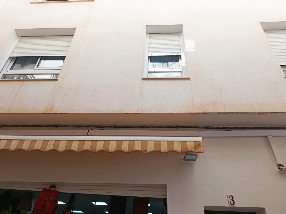 Baj - Apartamentos En Playa Bajondillo, ตอร์เรโมลิโนส ภายนอก รูปภาพ