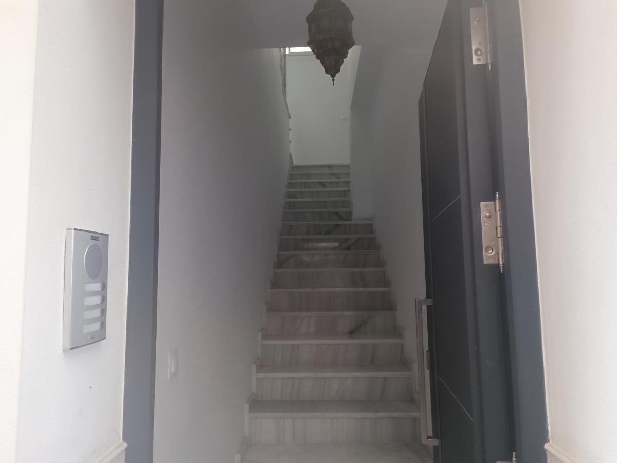 Baj - Apartamentos En Playa Bajondillo, ตอร์เรโมลิโนส ภายนอก รูปภาพ